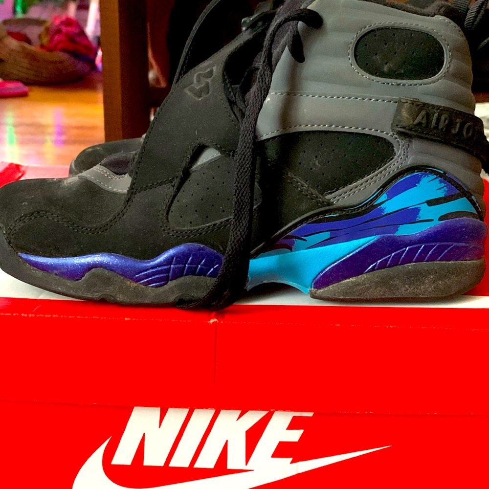 Jordan retro kids size 6